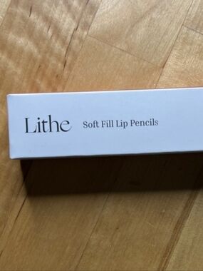 Lithe Soft Fill Lip Pencil Set - Dusk And Scarlet